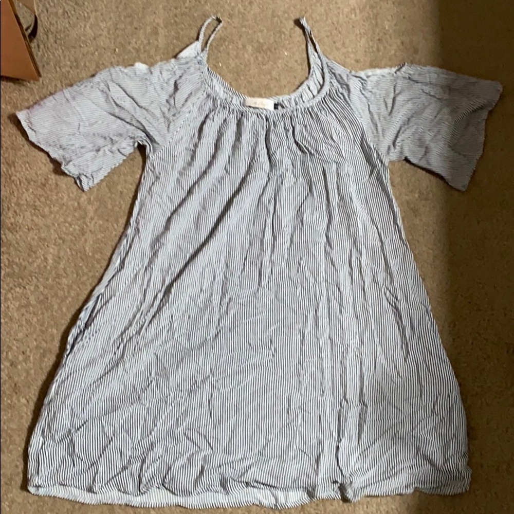 Ava Sky Cold Shoulder Tunic